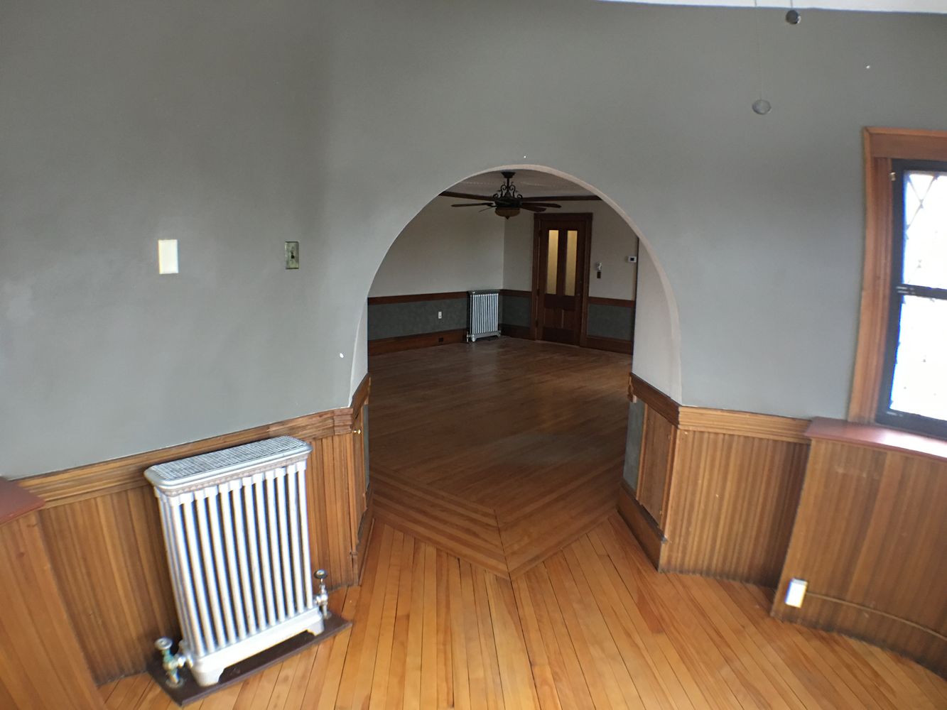 1802 Elm St, Manchester, NH 03104